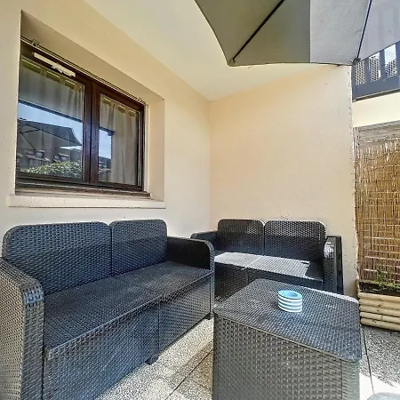 Avec Jardin A 30m De La Apartment